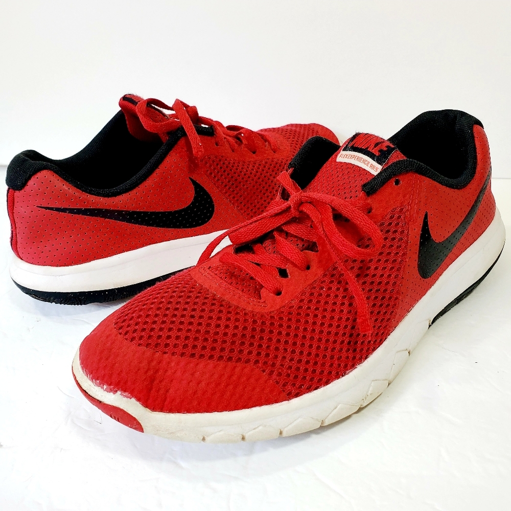Nike Flex Experience RN5 Red Athletic Running Shoe Sneaker 844995-600 Size 6Y